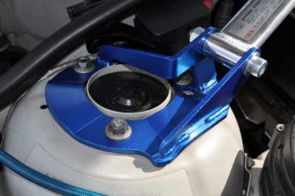 Cusco Type OS Front Strut Bar BMW E46